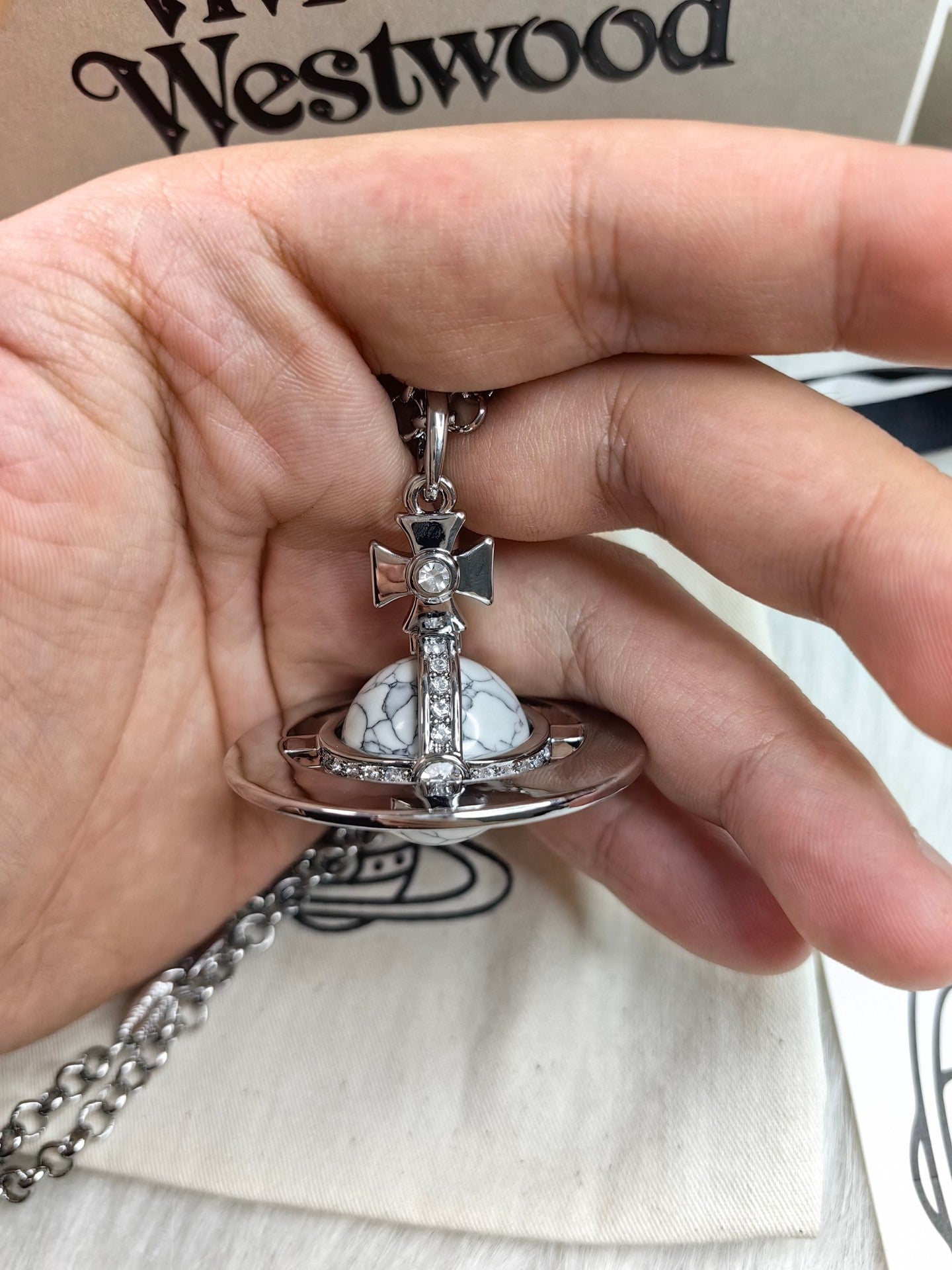 Mother Three-dimensional Planet Glacier Blue Large Necklaces