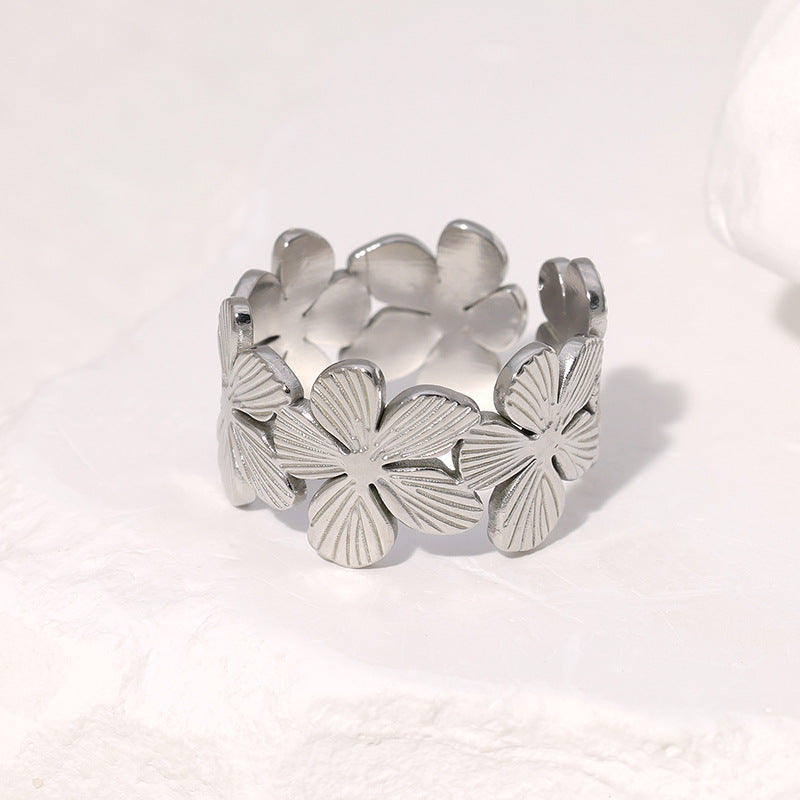 Steel Flower Niche Personality Gold Plated Rings