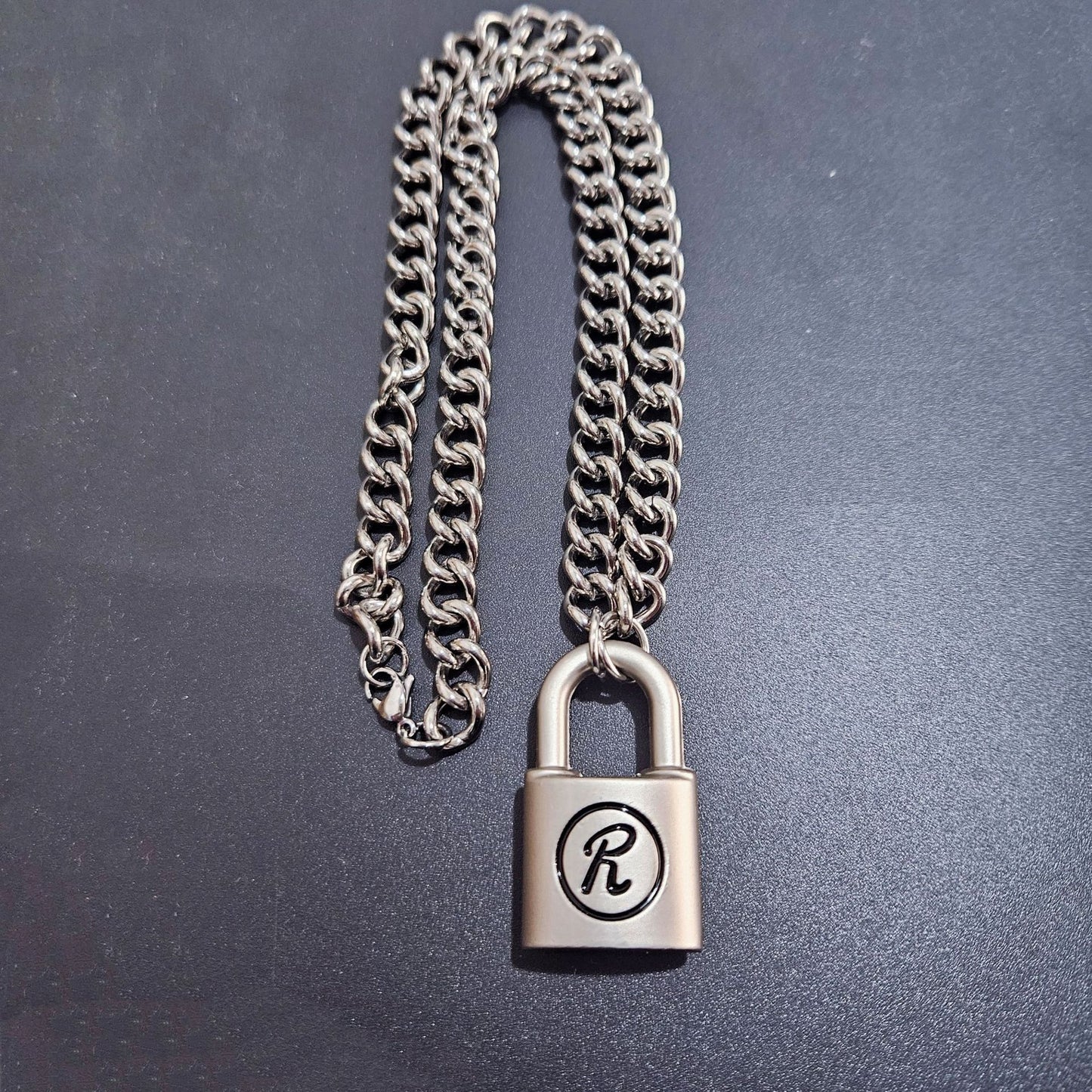 Men's Unlockable Matte Fog Sand Punk Vintage Necklaces