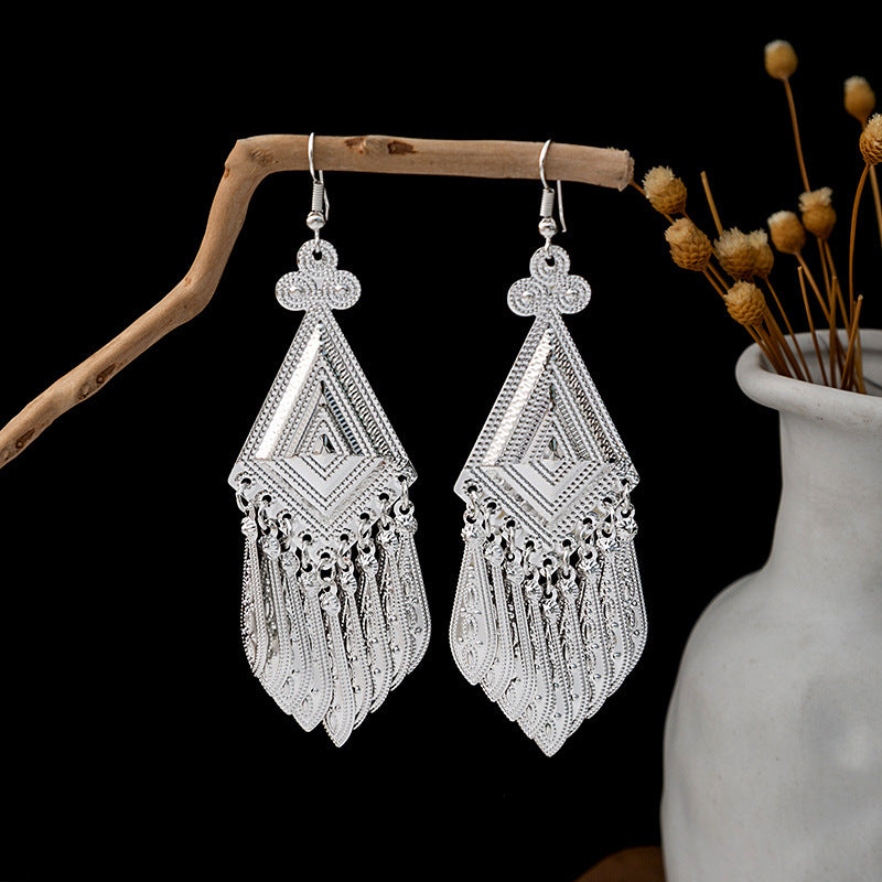 Sier Family Minority Ethnic Style Tourist Attractions Earrings