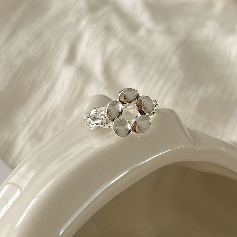 Simple Love Metal Female Light Luxury Minority Design Advanced Rings
