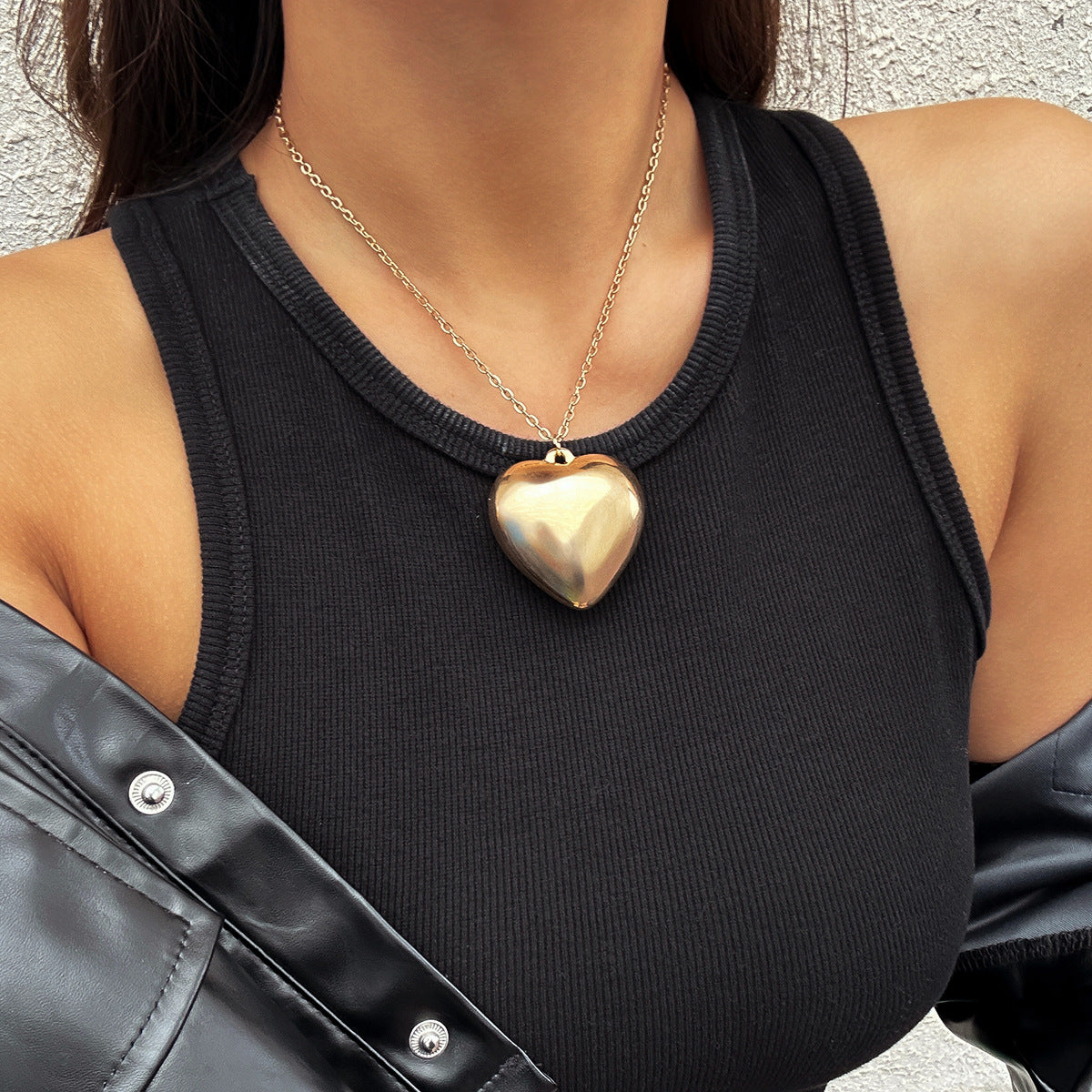 Cool Exaggerated Big Heart Simple Long Necklaces