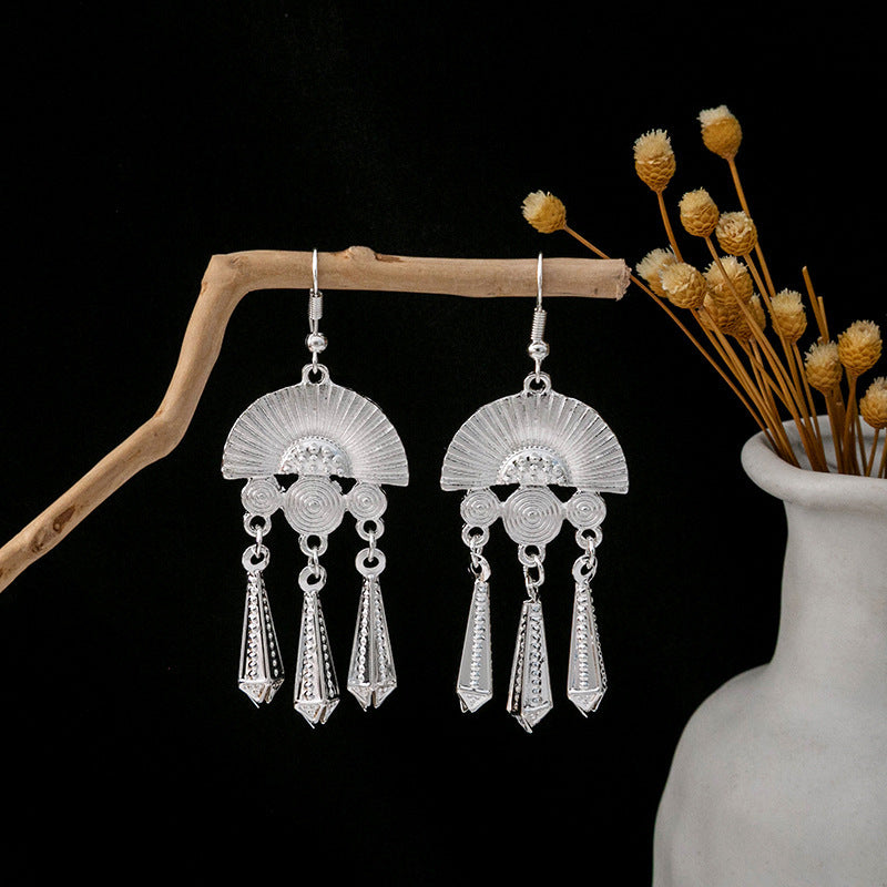 Sier Family Minority Ethnic Style Tourist Attractions Earrings