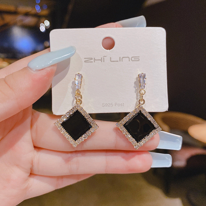 Women's Fashionable Loving Heart Zircon For Trendy Earrings