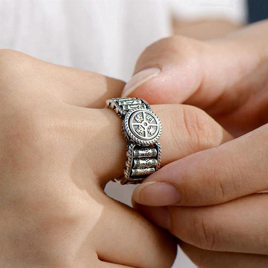 Retro Distressed Good Luck Comes Moving Rings