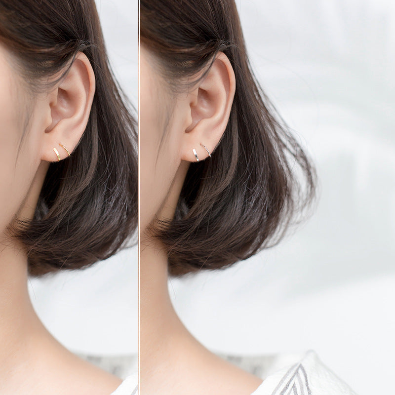 Women's Korean Fresh Stylish Wave Spiral Ear Earrings