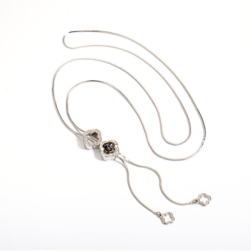 Women's Korean Style Graceful Fashionable Sweater Chain Minority Clover Pendants