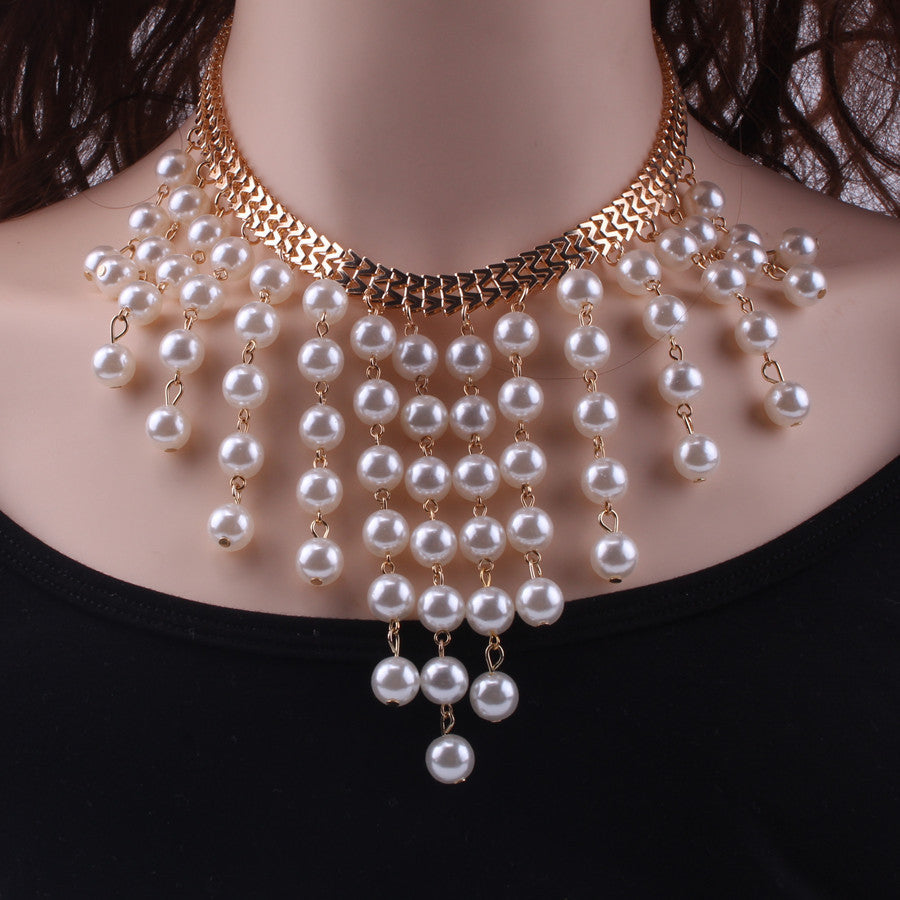 Women's Retro Fashion Elegance Pearl Sweater Chain Necklaces