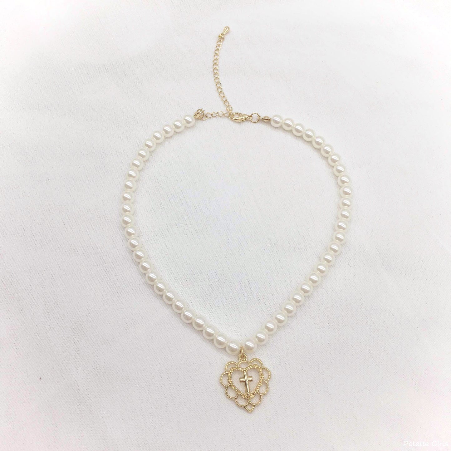 Women's Court Hollow Heart Cross Pearl Clavicle Necklaces