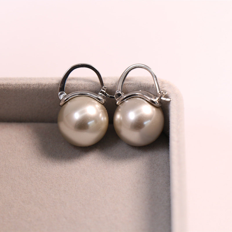 Copper Pieces Gold Plated Korean Simple Baroque Glass Pearl Earrings