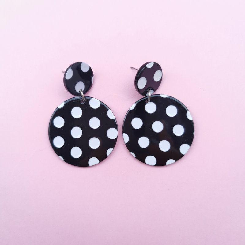 Refined Long Small Heart Black White Polka Dot Simple Stud Earrings