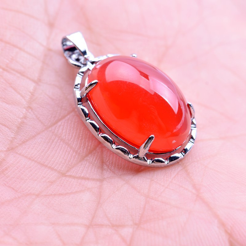 Ethnic Red Green Water Drop Chalcedony Surrounding Diamond Pendant
