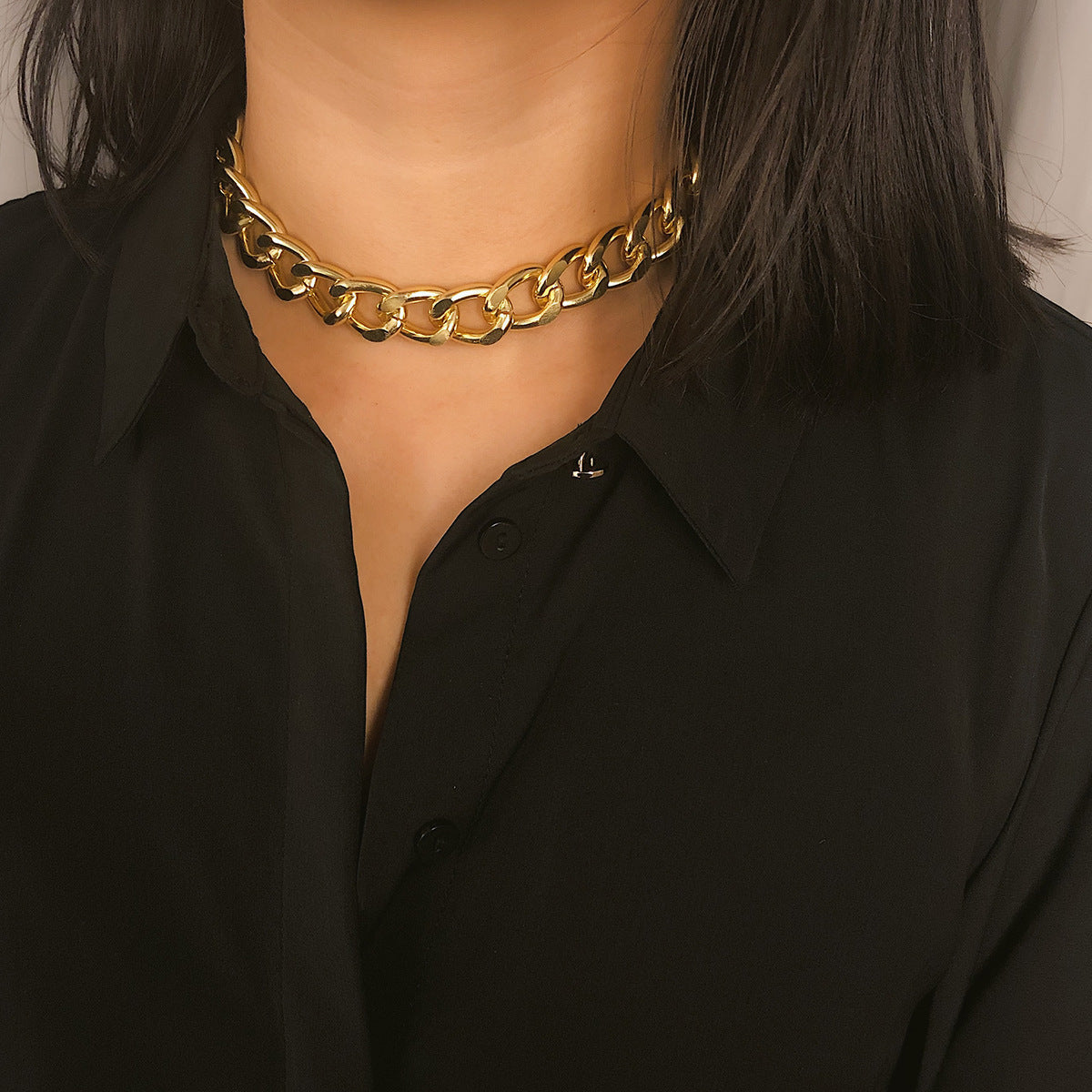 Women's Ornament Simple Personality Metal Chain Exaggerated Frosted Necklaces