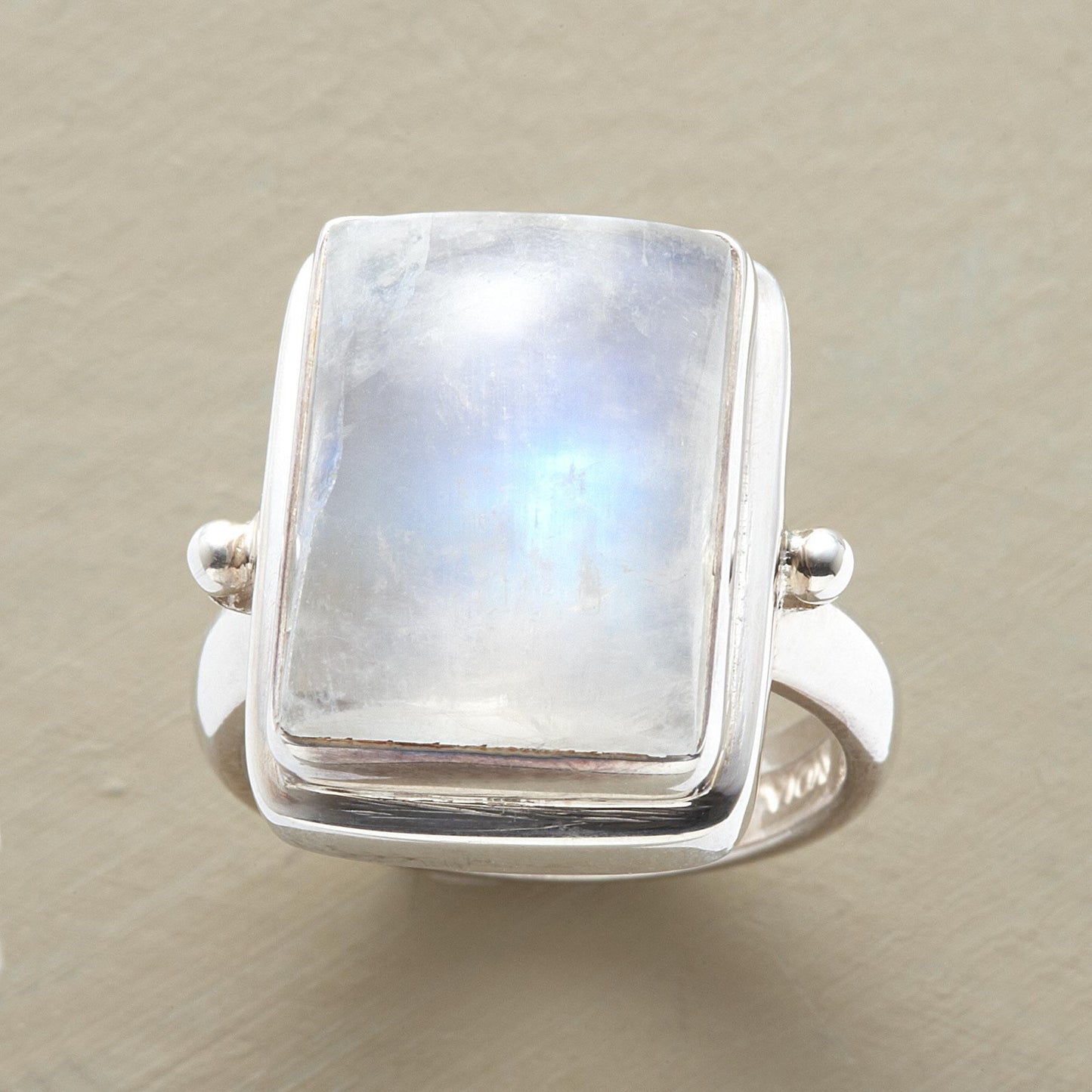 Women's Fashion Antique Natural Gemstone Moonstone Engagement Rings