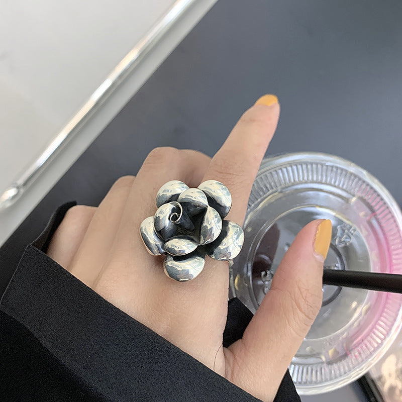 Dignified Geometric Lines Winding Sier Opening Rings