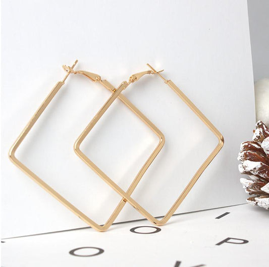 Flow Modern White Alloy Exaggerated Personalized Earrings