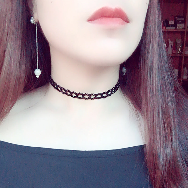 Black Spinel Clavicle Chain Short Neck Necklace