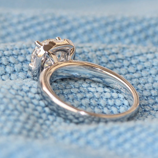 Round Shiny Diamond Female Supply Nightclub Queen Party Ring
