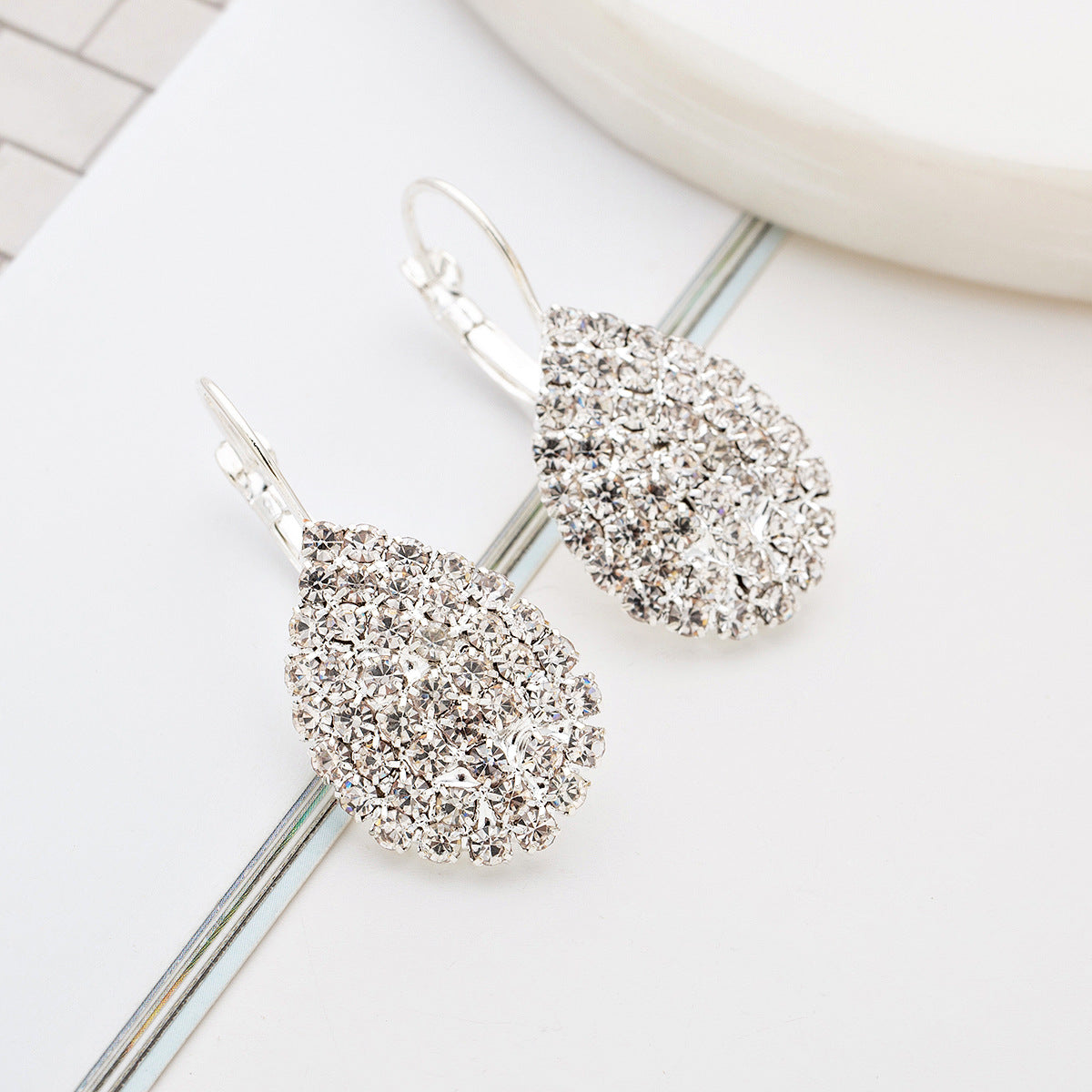 Diamond Water Drop Ear Clips Claw Earrings