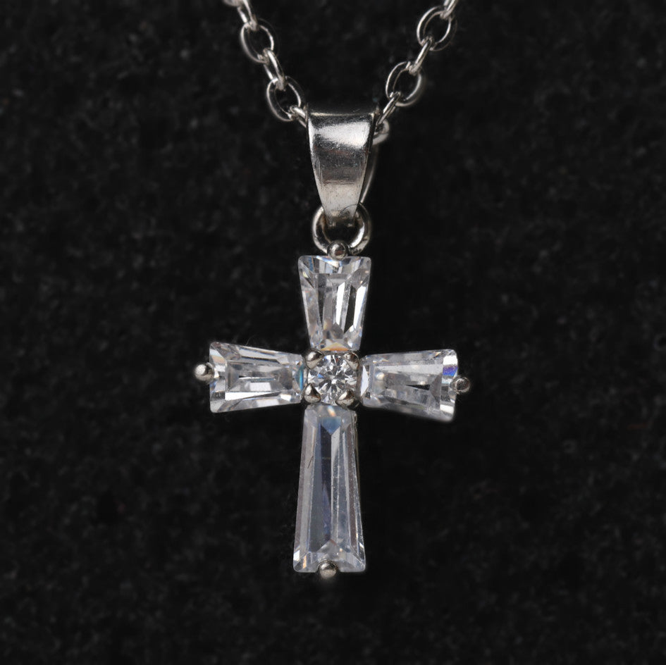 Rose Gold Cross Crystal Stylish Simple Personality Zircon Necklace