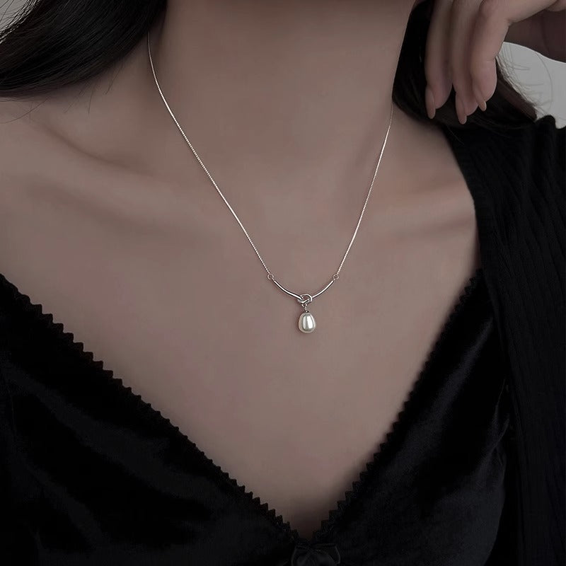 Women's Snake Bones Chain Personality Affordable Luxury Necklaces