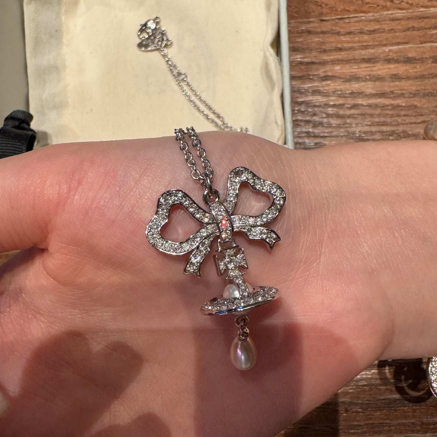 Chain Fine Inlaid Ribbon Water Drop Necklaces