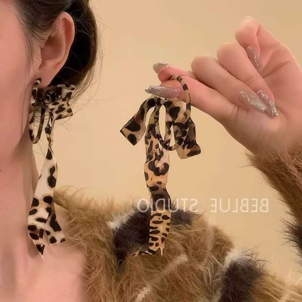 Women's Xu Honor Hawksbill Leopard Print Hoop Earrings