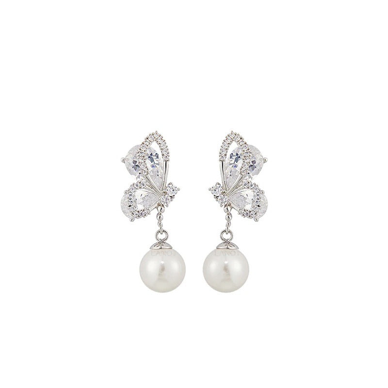 Butterfly Sier Gray Pearl Refined Grace Earrings