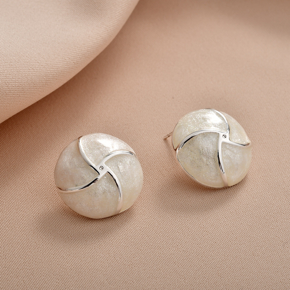 Women's Sweet Elegance Niche Design Ear Clip Earrings