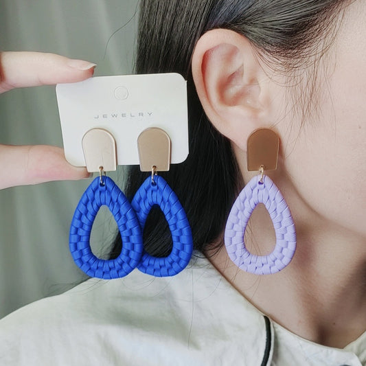 Women's Woven Pattern Drop-shaped Hollow Ear Acrylic Earrings