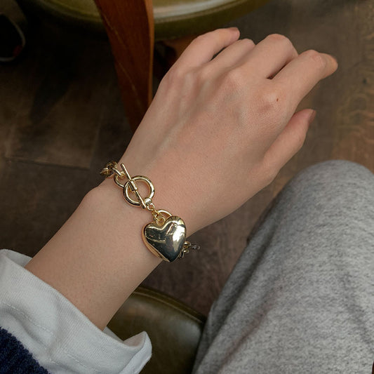 Simple Heart Female Fashion Personality Shape Bracelet