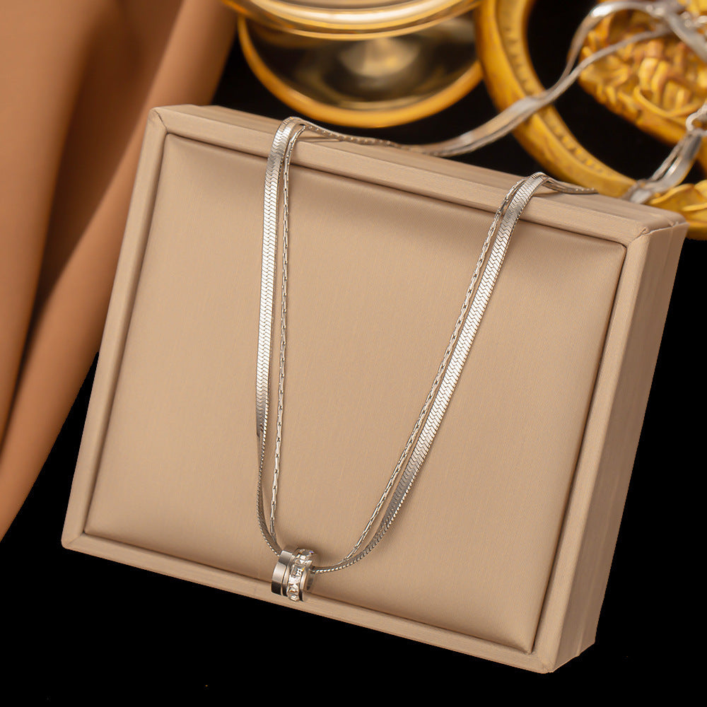 Fashion Simple Love Stainless Steel Ornament Necklaces