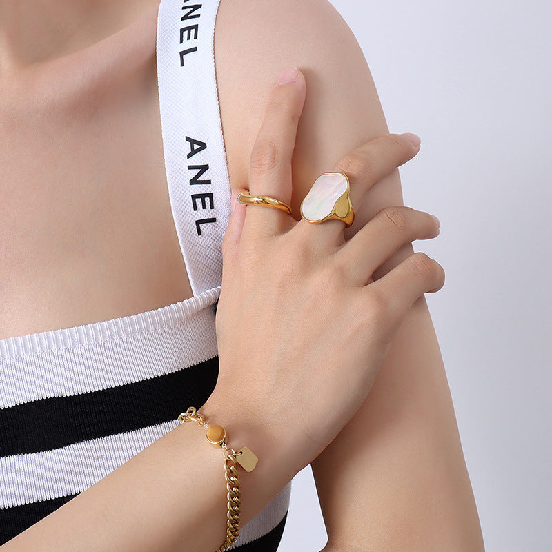Exaggerated Geometry Irregular Niche Titanium Steel Gold-plated Ring