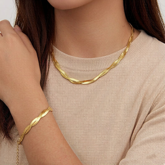 Women's Design Clavicle Chain Woven Gold-plated Stainless Jewelry Set