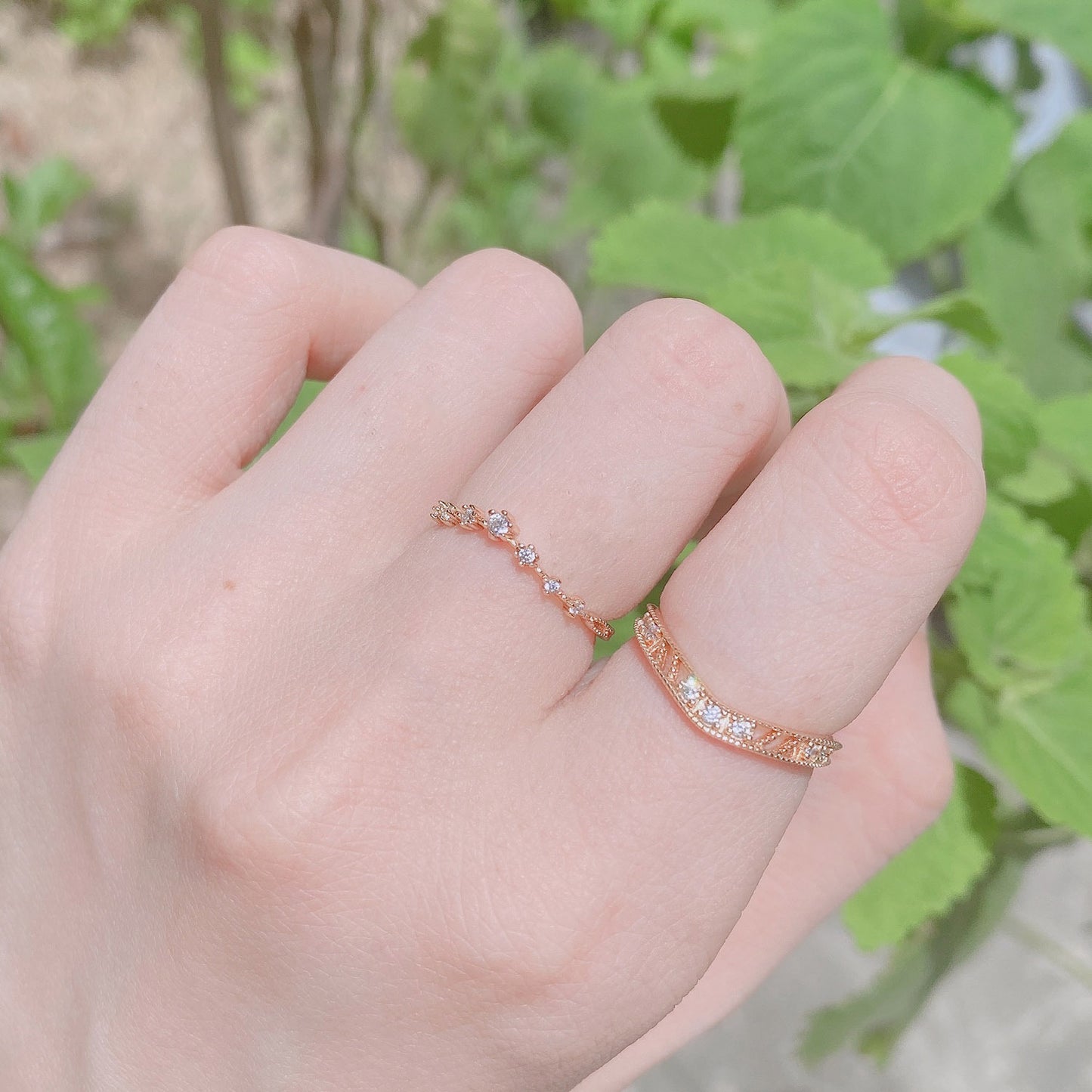 Light Jewelry V-shaped Small Diamond Sier Rings