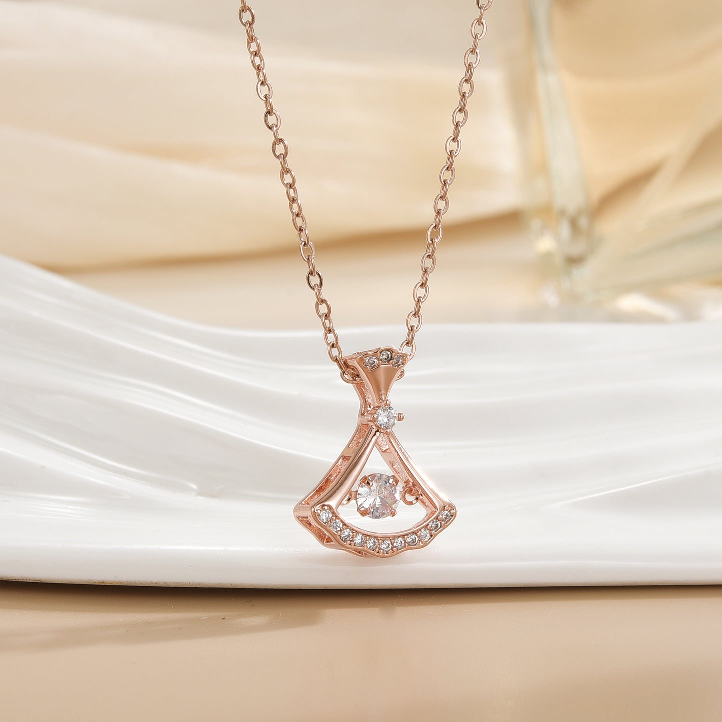 Women's Fading Smart For Simple Graceful Clover Clavicle Chain Niche Necklaces