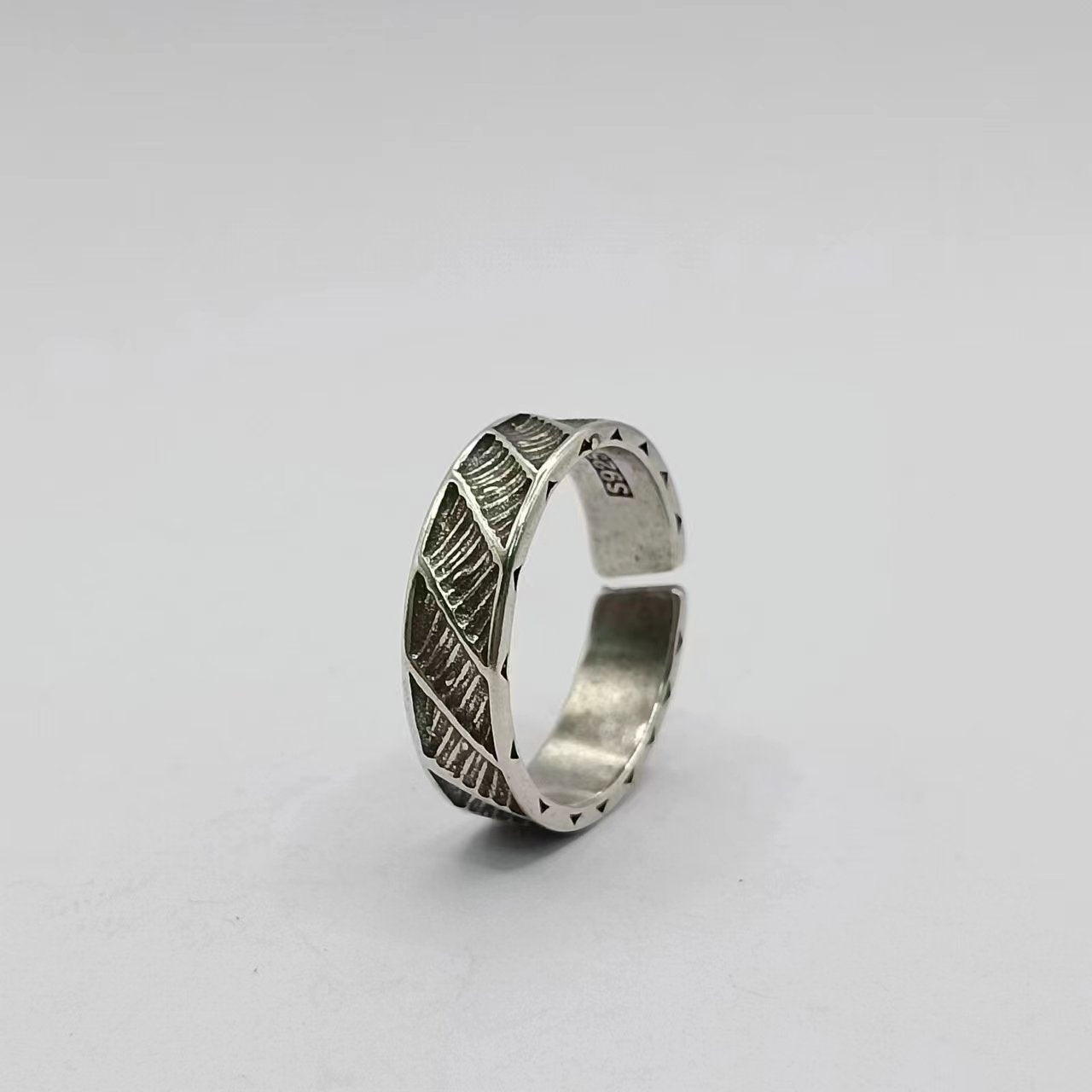 Men's Chiba Vintage Thai Sier From The Hand-made Open Ring