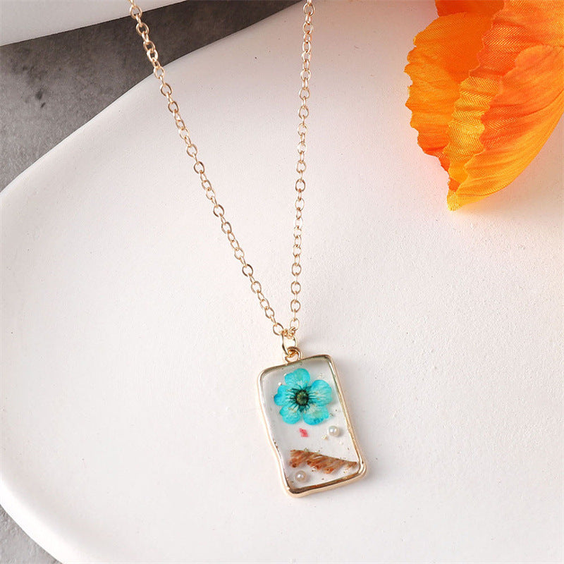 Retro Resin Dried Flower Mori Style Necklaces