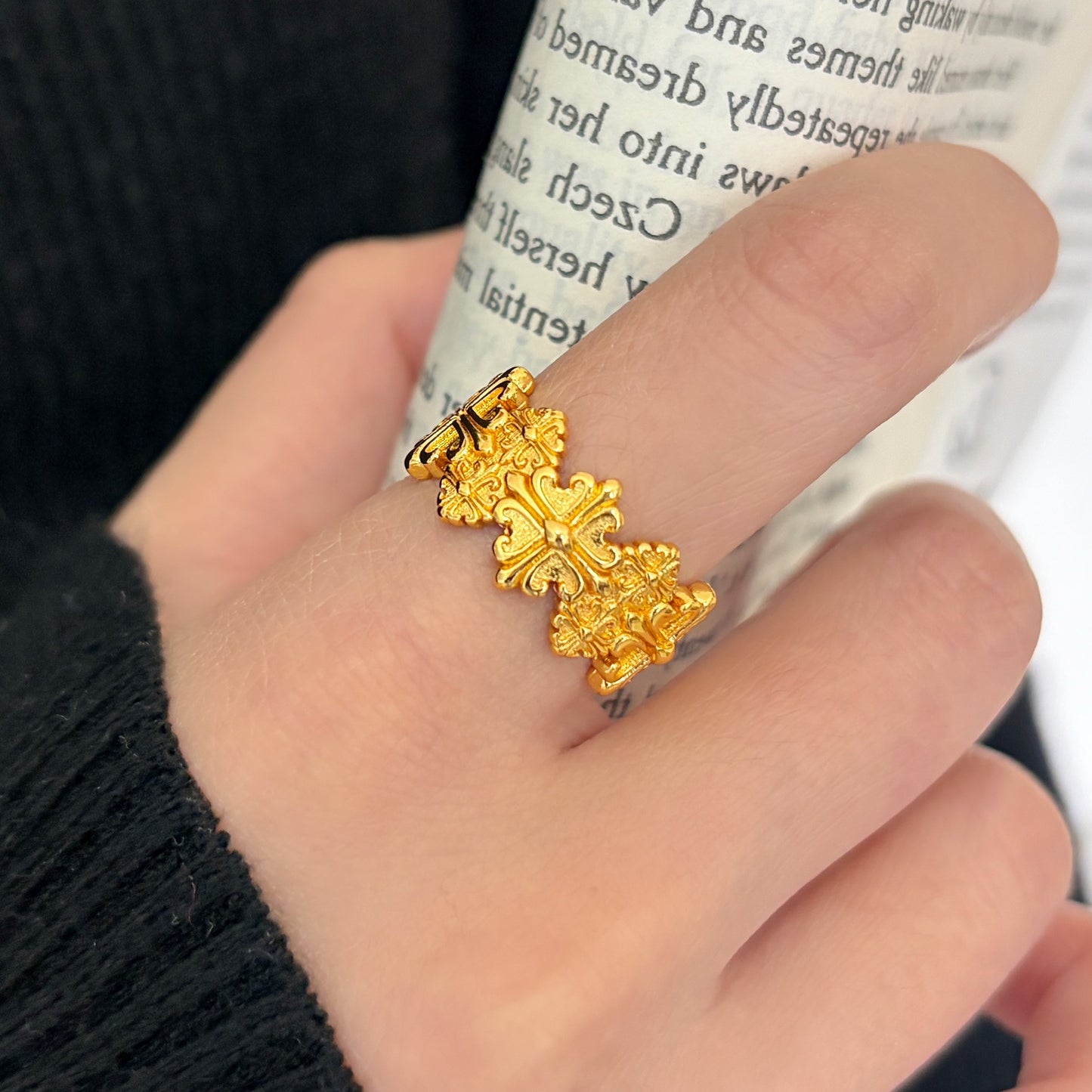 Women's Gold Retro For Simple Versatile Opening Rings