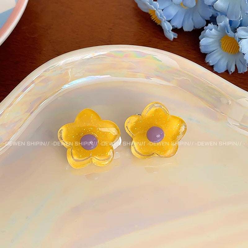 Women's Series Flower Vacation Style Niche High-grade Earrings