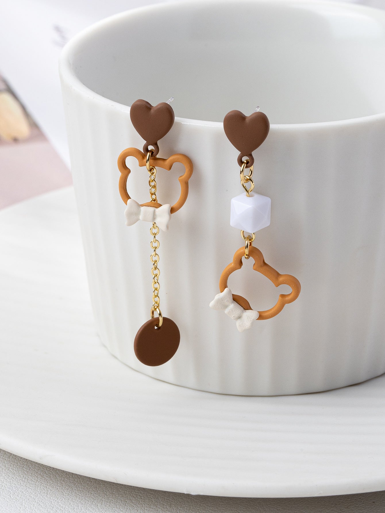 Princess On The Run Red Bow Stud Earrings