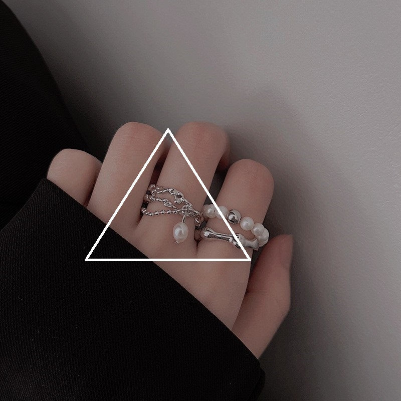 Irregular High-grade Moonstone Female Hollow Niche Design Rings