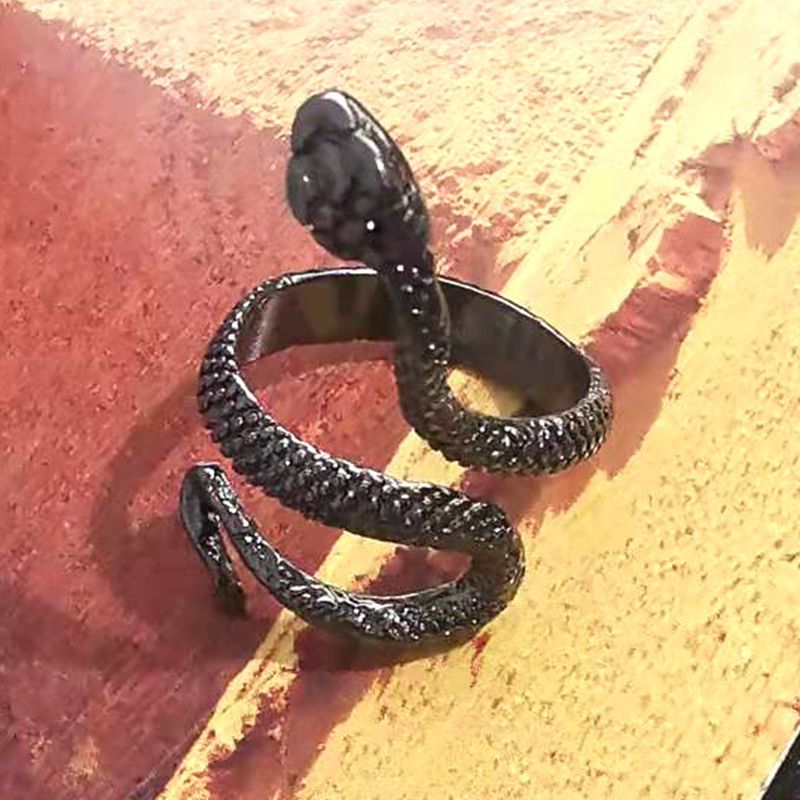 Snake Gothic Personality Zodiac Male Paint Rings