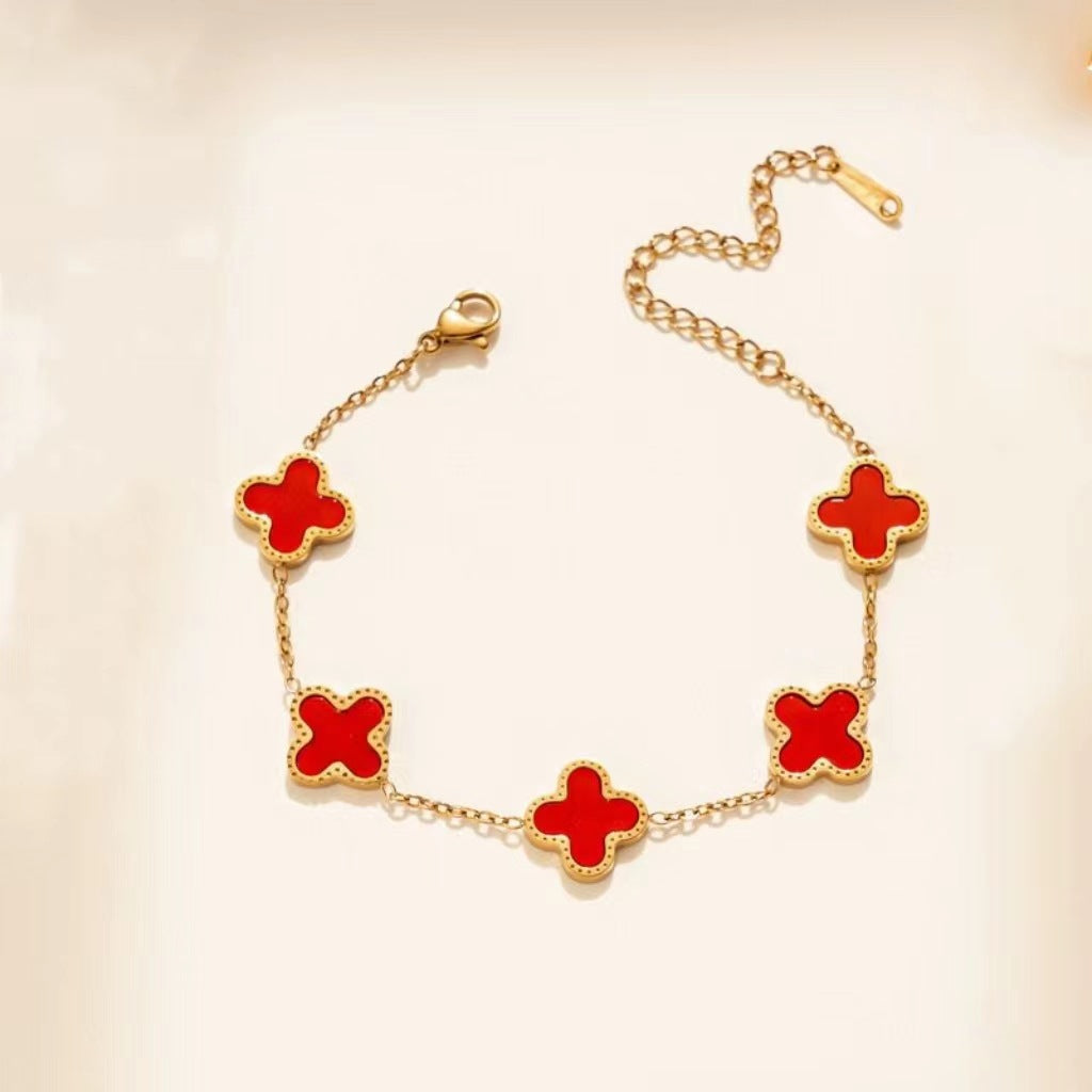 Pork Belly Four-leaf Clover Hot Gold Bracelets