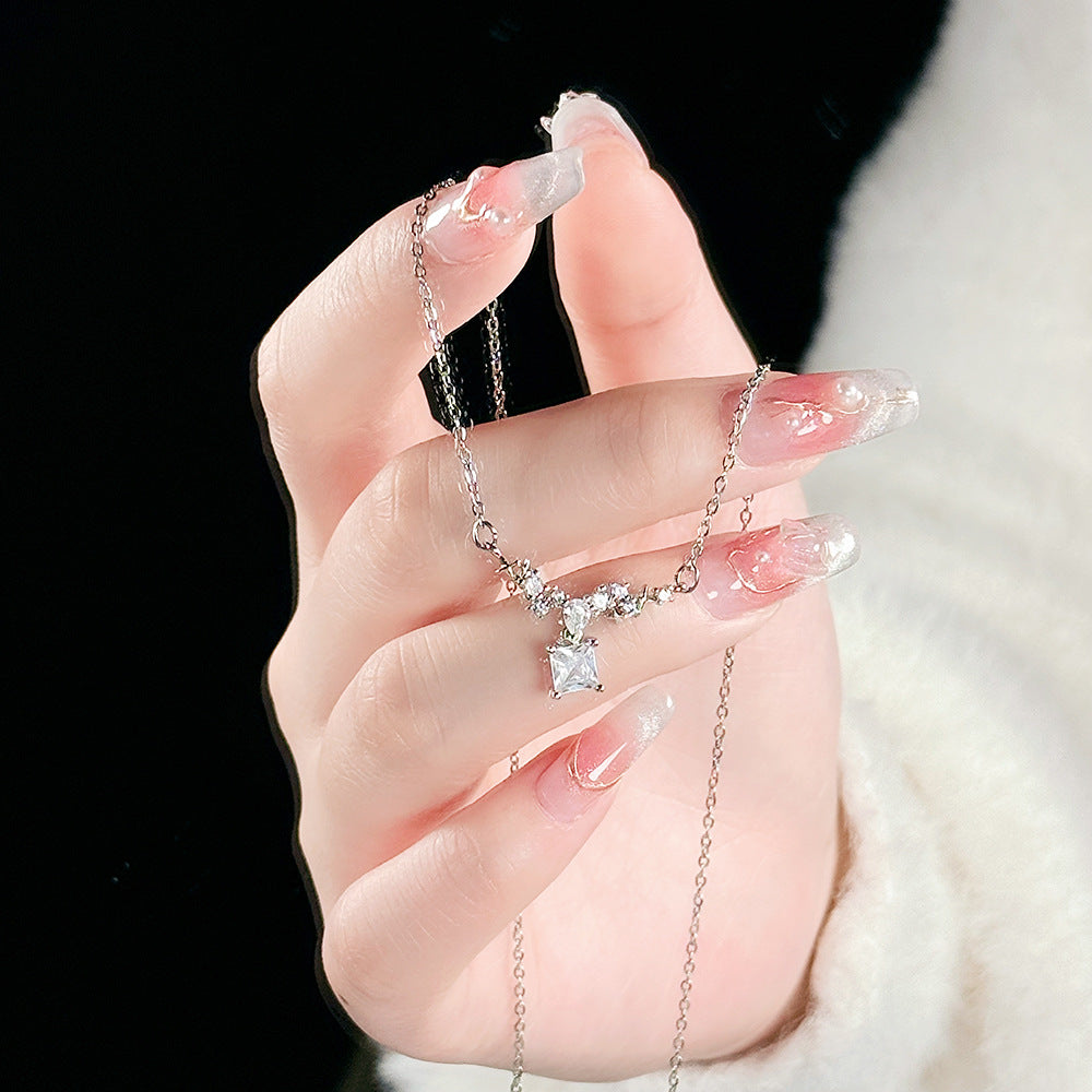 Women's Summer Small Square Diamond Light Luxury Necklaces