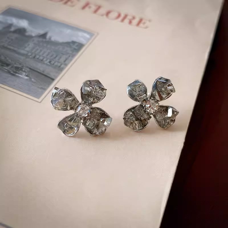 Women's Sier Needle Summer Crystal Flower Light Earrings