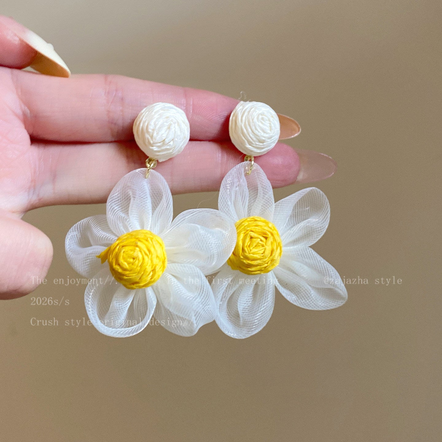 Style Flower Female Design High-grade Ear Giant Rings