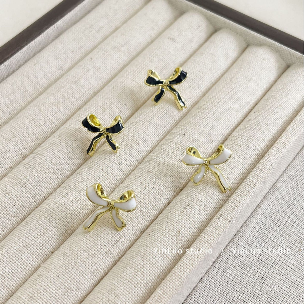 Oil Dripping Bow Design Sense Asymmetric Simple Earrings