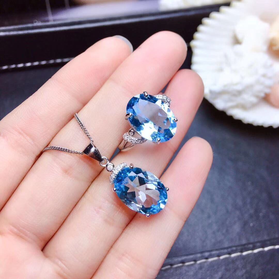 Egg-shaped Artificial Ocean Blue Topaz Female Live Pendants
