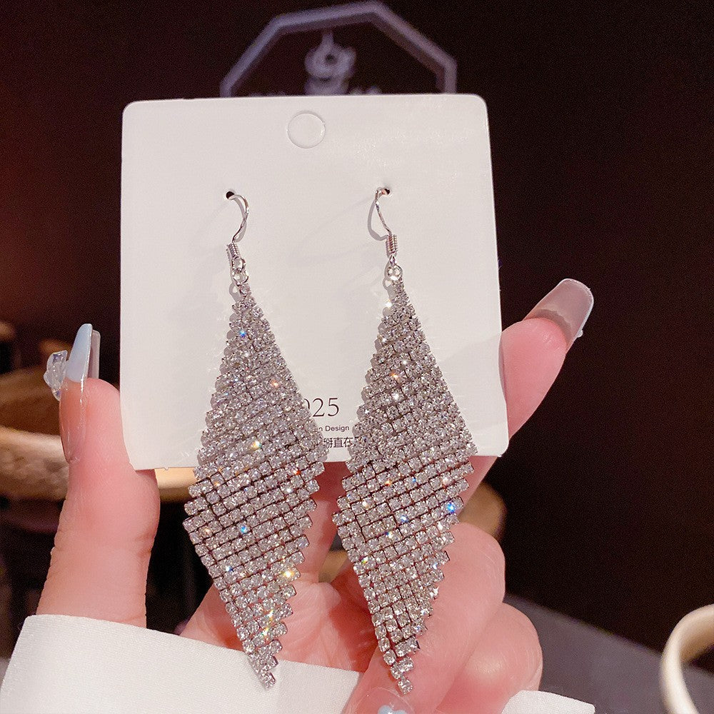 Women's Vintage Tassel Diamond High-grade Ear Minority Earrings